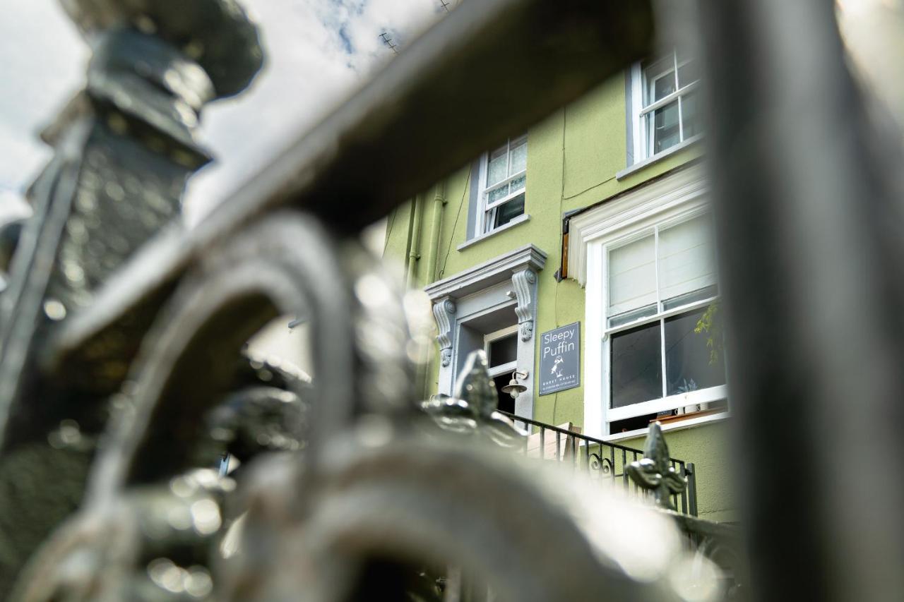 Sleepy Puffin Guest House Tenby Exterior photo
