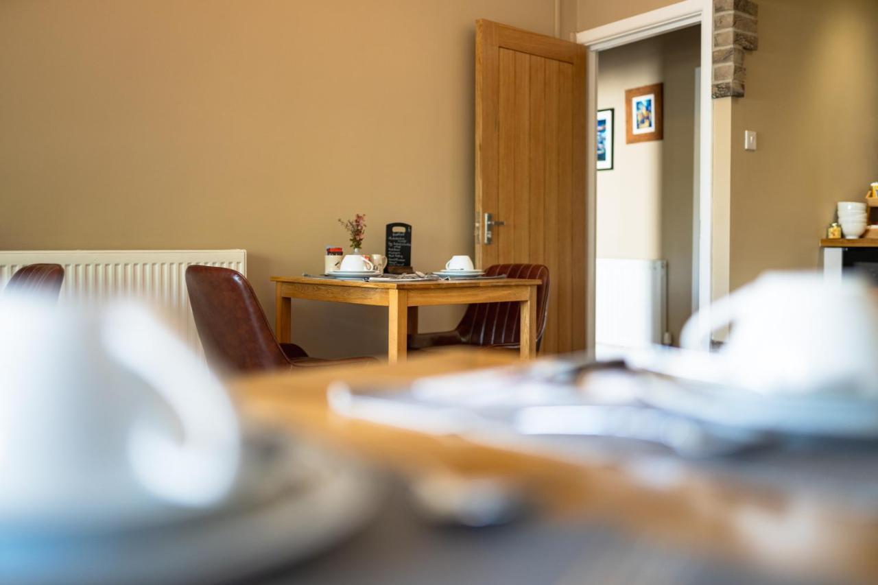 Sleepy Puffin Guest House Tenby Exterior photo